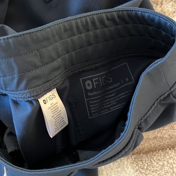 Figs Other Limited Edition Dark Harbor Figs Scrubs Poshmark